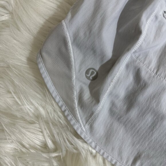 Lululemon Womens Hotty Hot Shorts Size 4 White Drawstring Waist Lined 2" Inseam - Picture 4 of 4